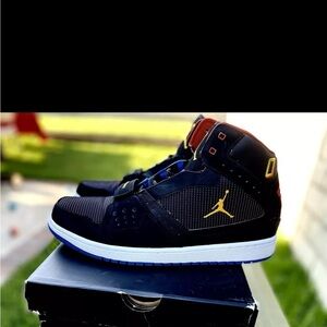 Jordan 1 Flight Strap (worn once)